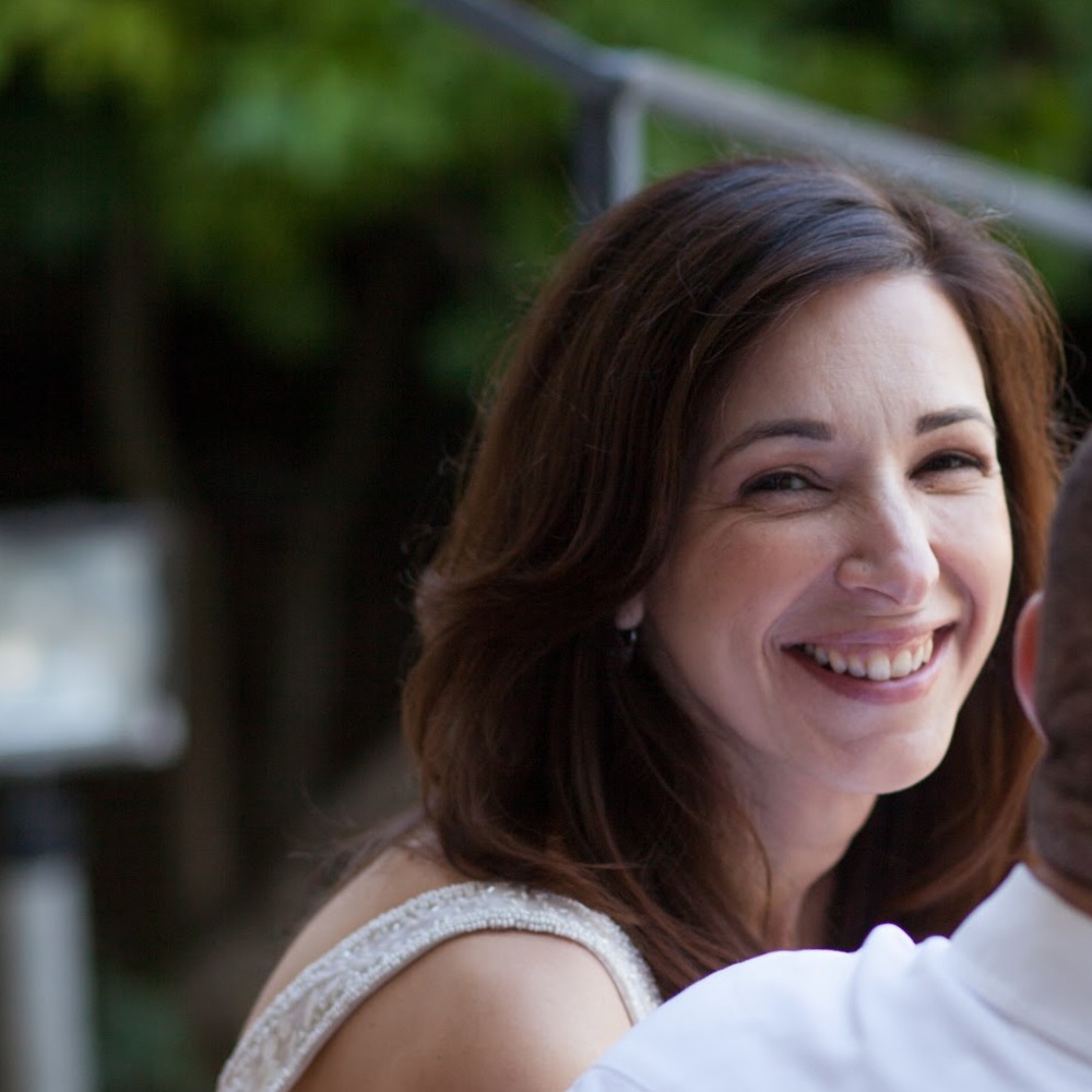 Meet your Posher, Iris